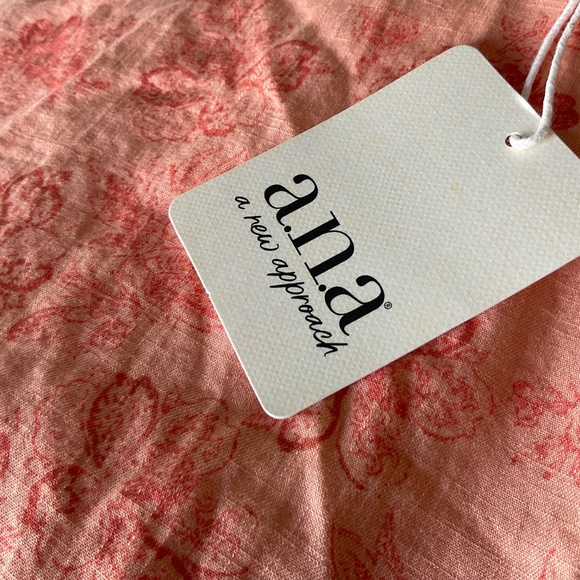 NWT Woman’s a.n.a Orange Coral Floral Sleeveless Blouse Top Open Back Large - Picture 4 of 8